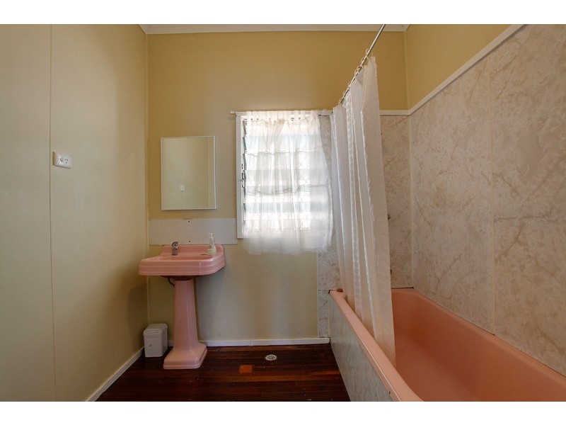 8B Tenth Avenue, Railway Estate QLD 4810