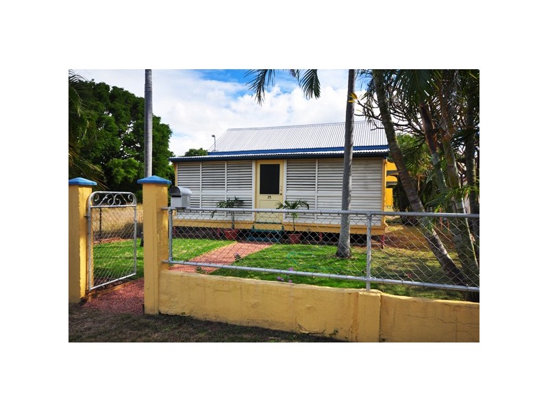 35 Sixth Avenue, South Townsville QLD 4810