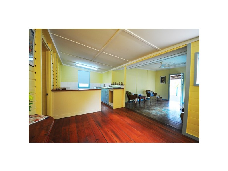 35 Sixth Avenue, South Townsville QLD 4810