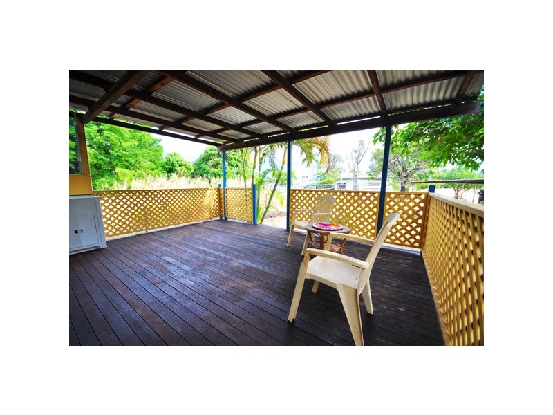 35 Sixth Avenue, South Townsville QLD 4810