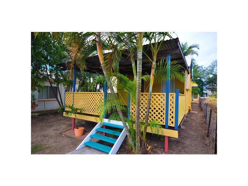 35 Sixth Avenue, South Townsville QLD 4810