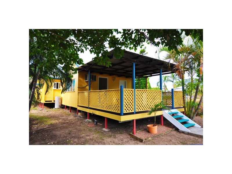35 Sixth Avenue, South Townsville QLD 4810