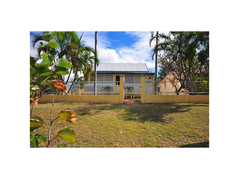 35 Sixth Avenue, South Townsville QLD 4810