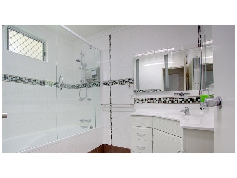 2 Sweers Court, Thuringowa Central QLD 4817