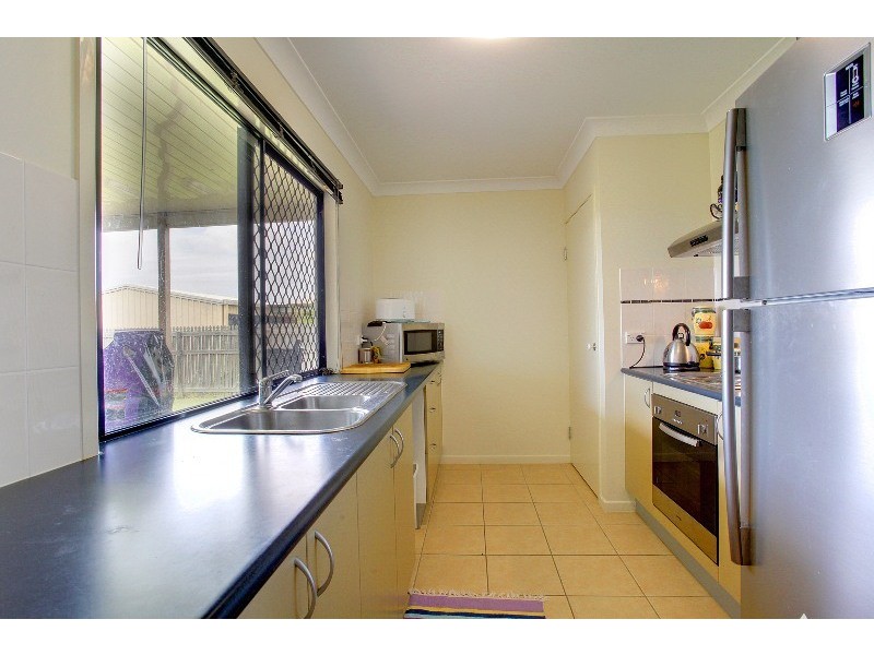 25 Kempton Chase, Burdell QLD 4818