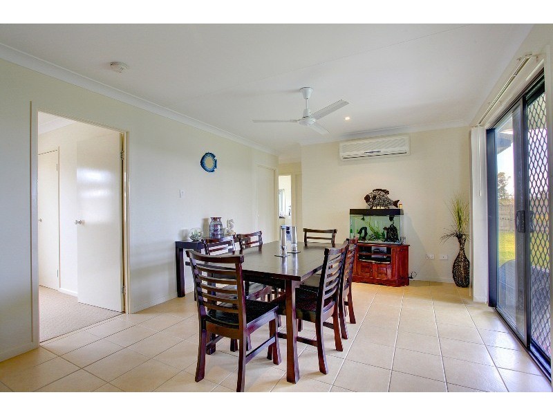 25 Kempton Chase, Burdell QLD 4818