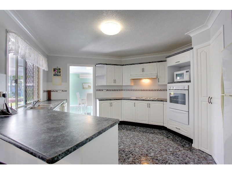 76 River Park Drive, Annandale QLD 4814