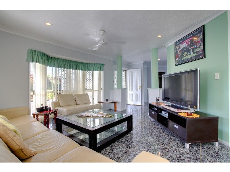 76 River Park Drive, Annandale QLD 4814