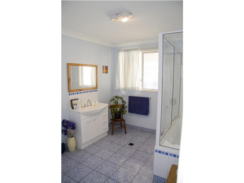 40 Samhorden Road, Alice River QLD 4817