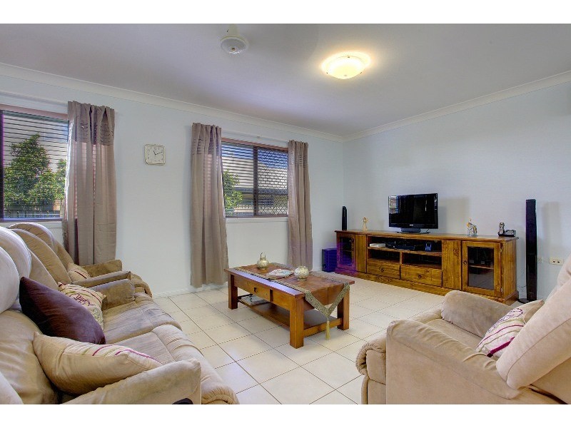 34 Monaro Circuit, Mount Louisa QLD 4814