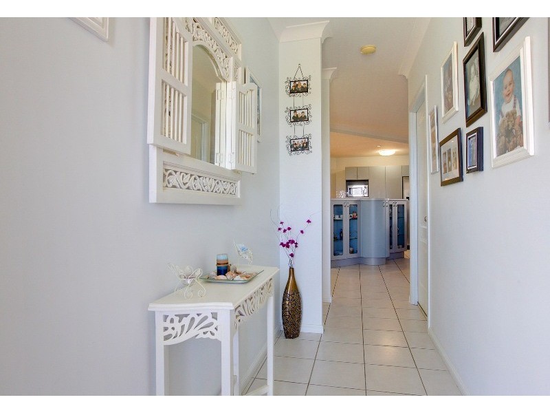 34 Monaro Circuit, Mount Louisa QLD 4814