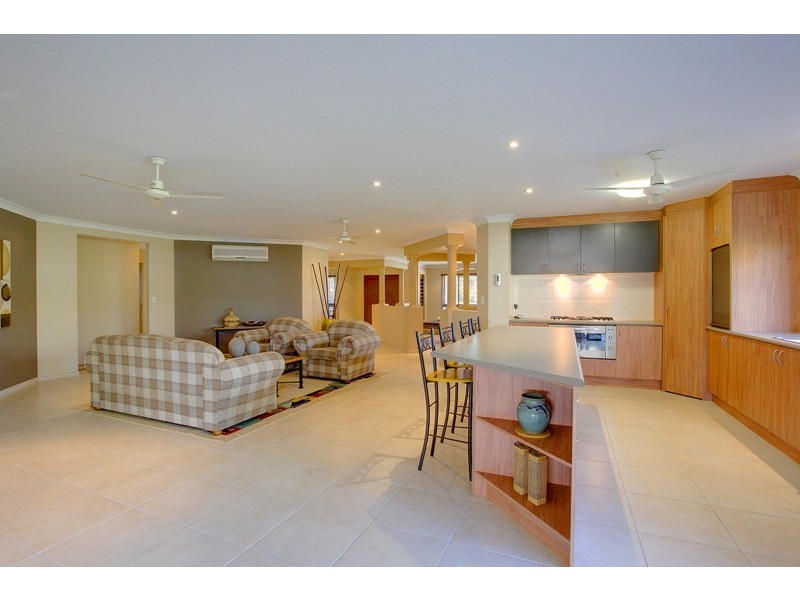 16 Margarita Court, Bushland Beach QLD 4818