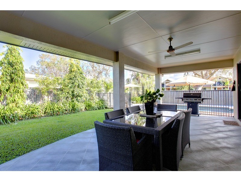 16 Margarita Court, Bushland Beach QLD 4818