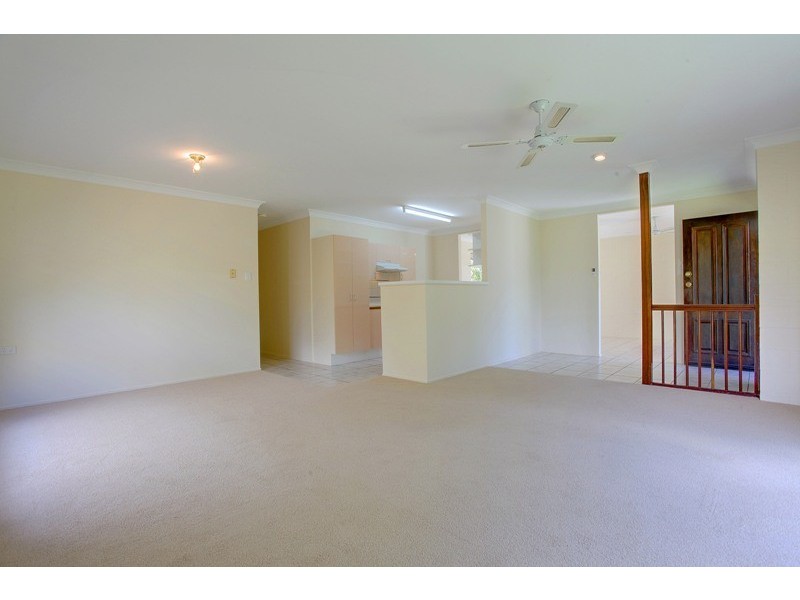 23 Leila Ave, Rasmussen QLD 4815