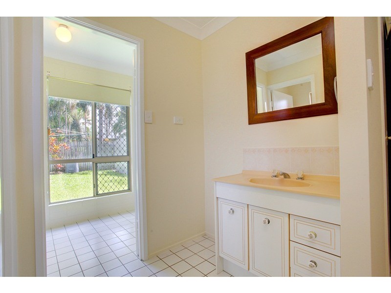 23 Leila Ave, Rasmussen QLD 4815