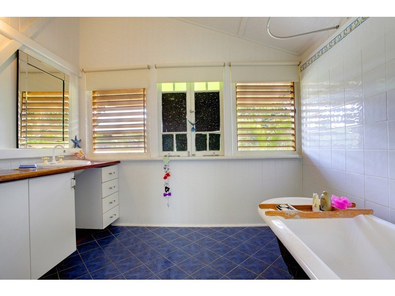 65 Carmody Street, Hermit Park QLD 4812