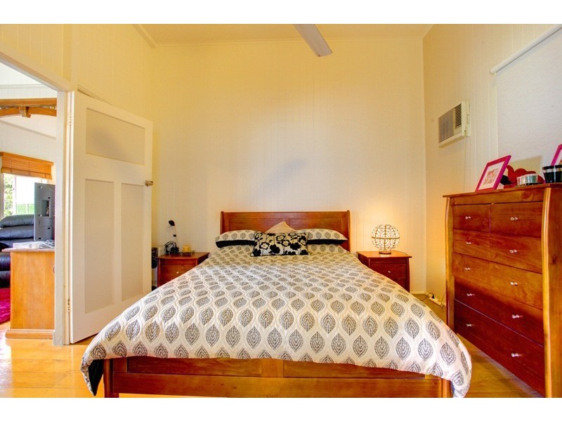 65 Carmody Street, Hermit Park QLD 4812