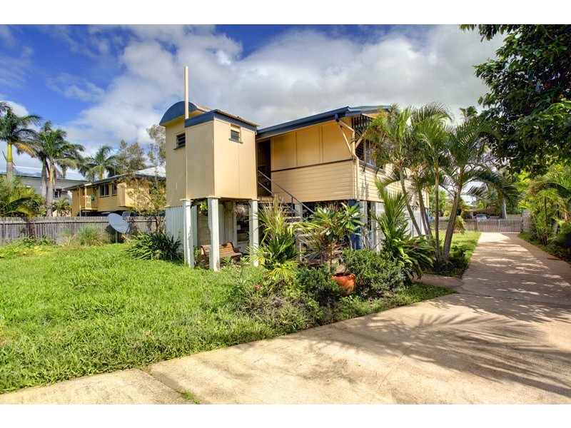 65 Carmody Street, Hermit Park QLD 4812