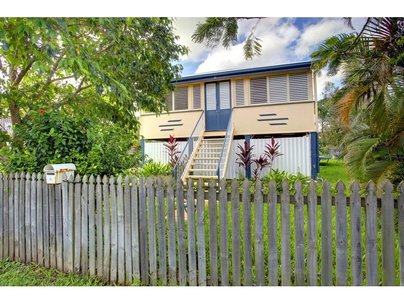 65 Carmody Street, Hermit Park QLD 4812