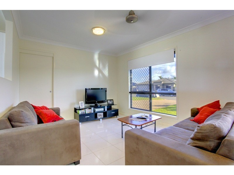 14 Armistice Street, Burdell QLD 4818