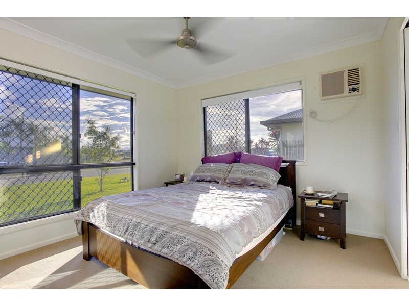 14 Armistice Street, Burdell QLD 4818