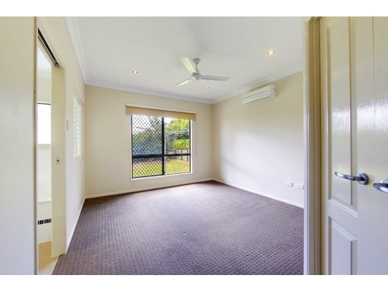 20 Chapple Street, Mount Louisa QLD 4814