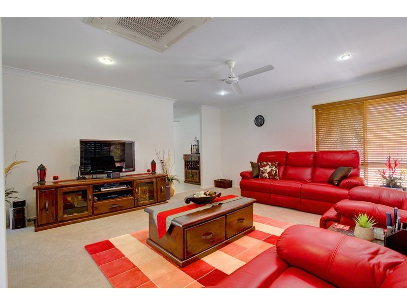 14 Pinnata Place, Kirwan QLD 4817