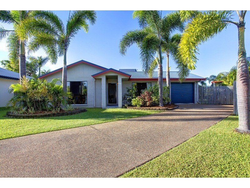 6 Gernika Court, Bushland Beach QLD 4818