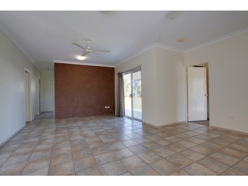 9 Coen Street, Douglas QLD 4814