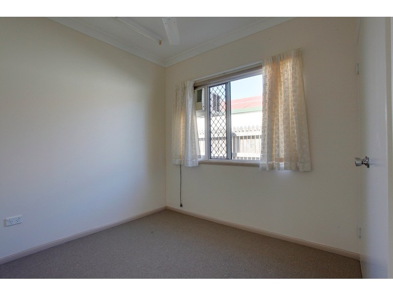 9 Coen Street, Douglas QLD 4814