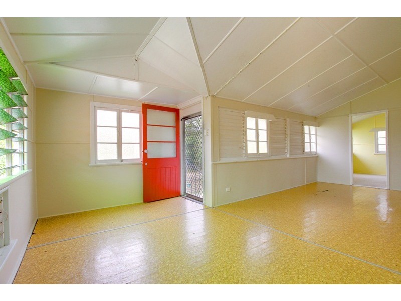 23 Harold Street, West End QLD 4810