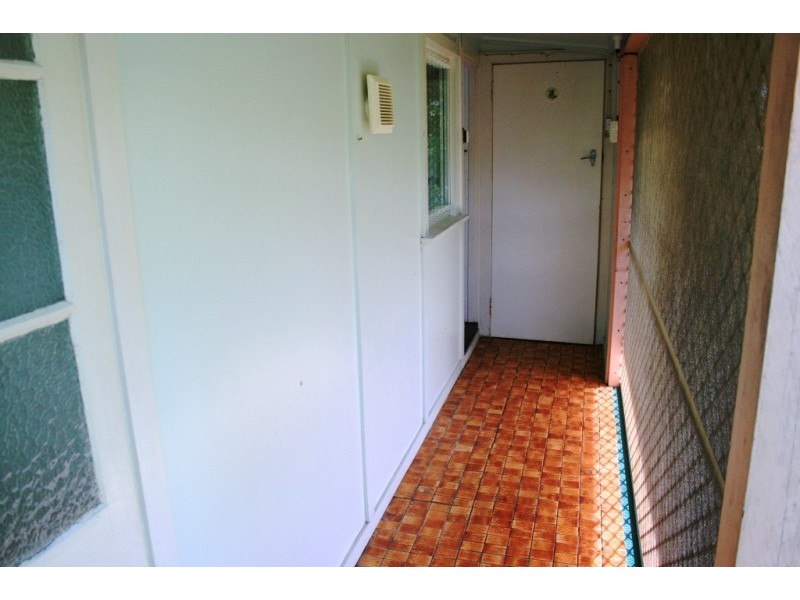 23 Harold Street, West End QLD 4810