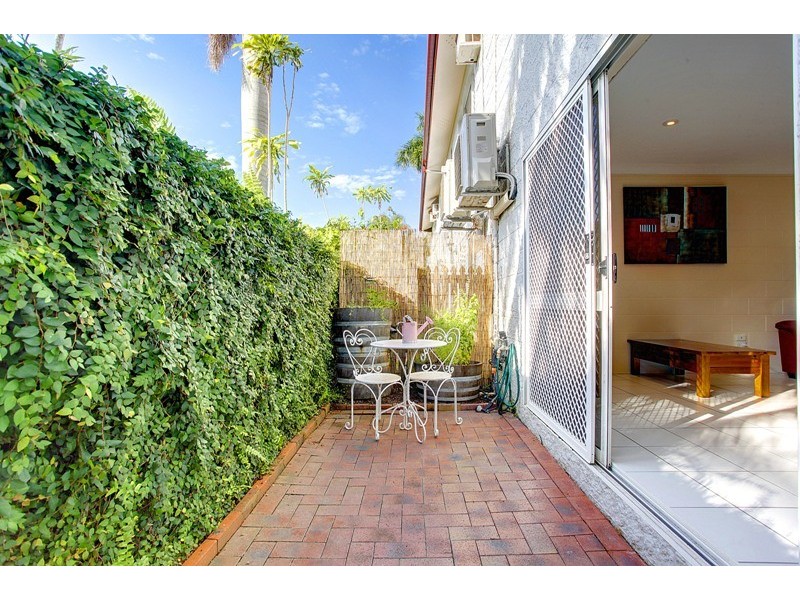 2/53 Love Lane, Mundingburra QLD 4812