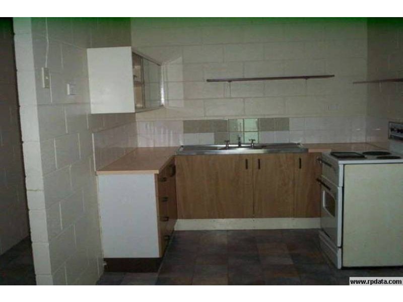 26 Clayton Street, Hermit Park QLD 4812