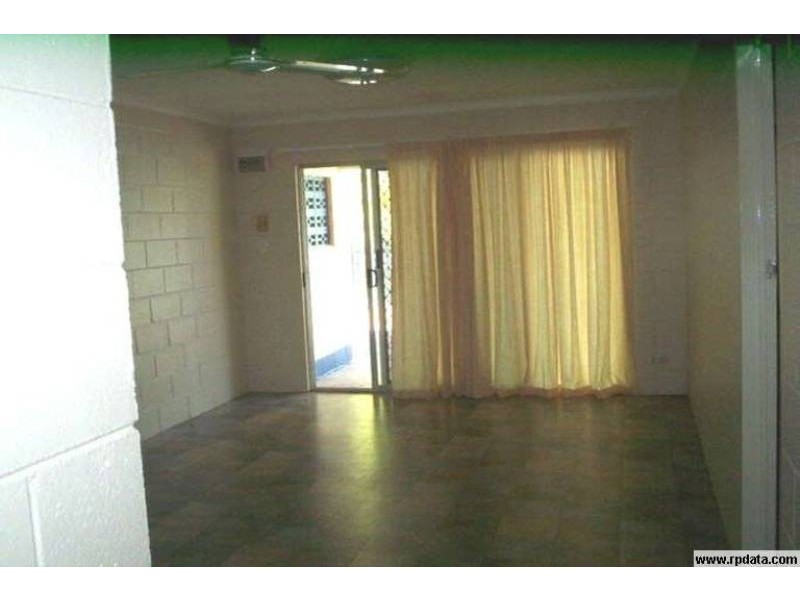 26 Clayton Street, Hermit Park QLD 4812