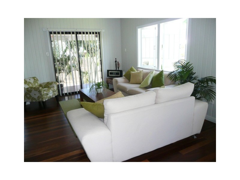 12a Carmody Street, Hermit Park QLD 4812