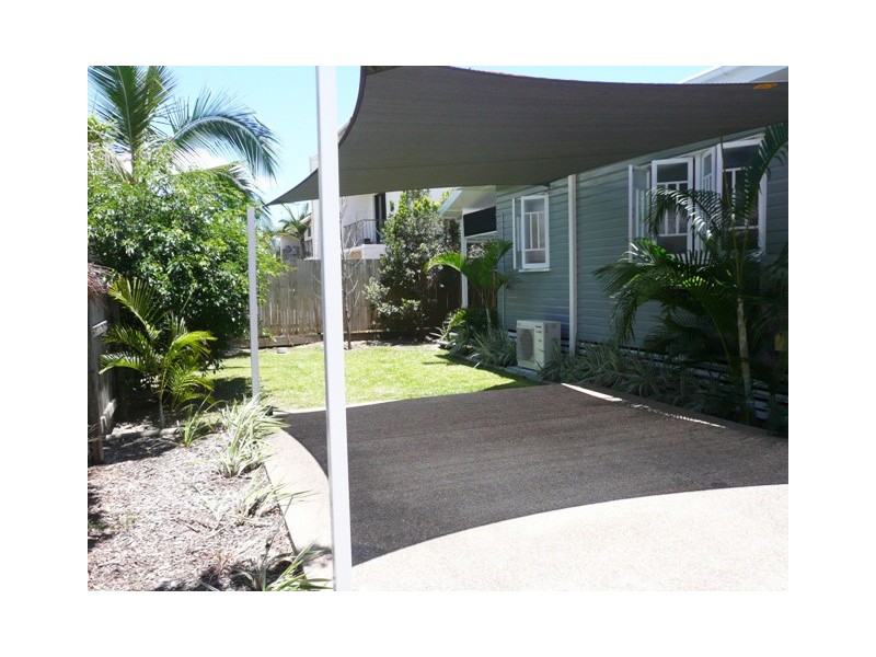 12a Carmody Street, Hermit Park QLD 4812