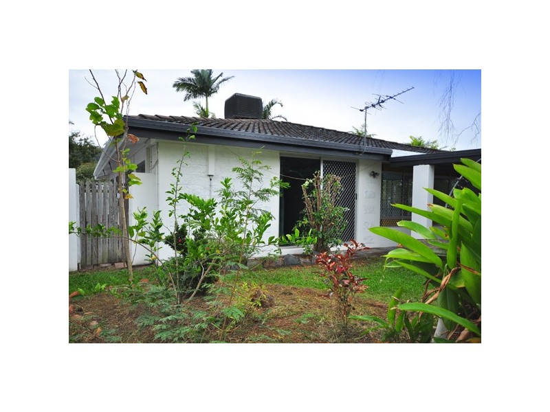 2 Gill Street, Kirwan QLD 4817