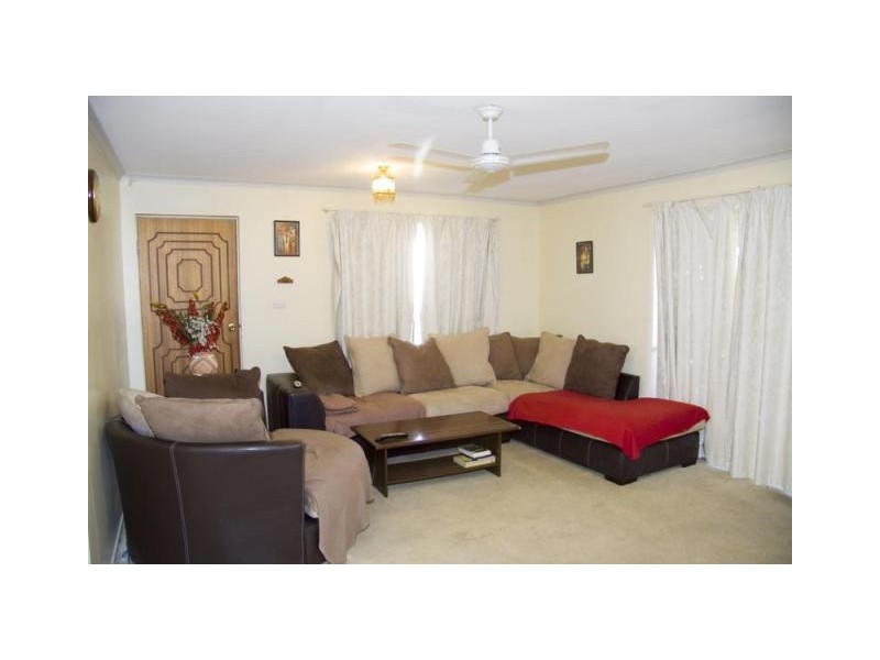 2 Turra Court, Mount Louisa QLD 4814