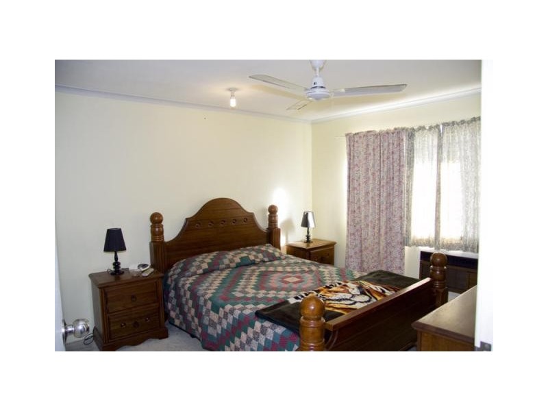 2 Turra Court, Mount Louisa QLD 4814