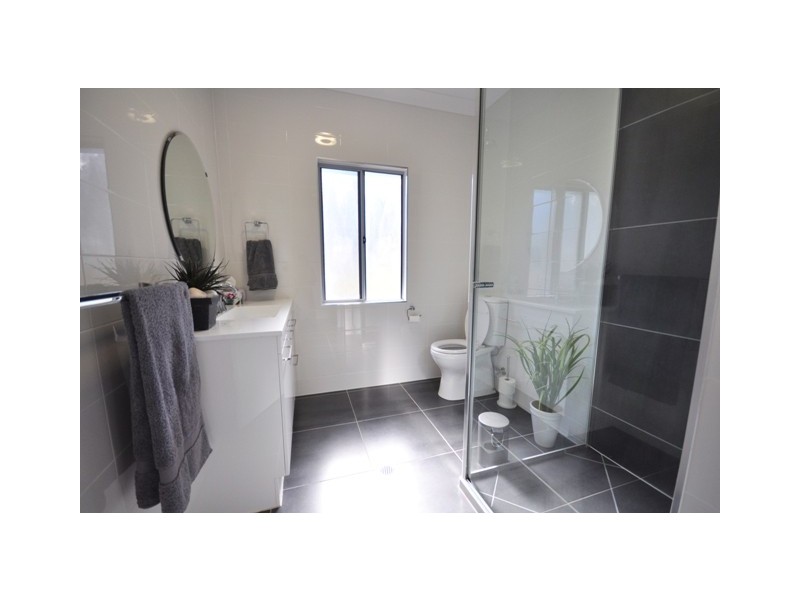 4 Reef Street, Saunders Beach QLD 4818