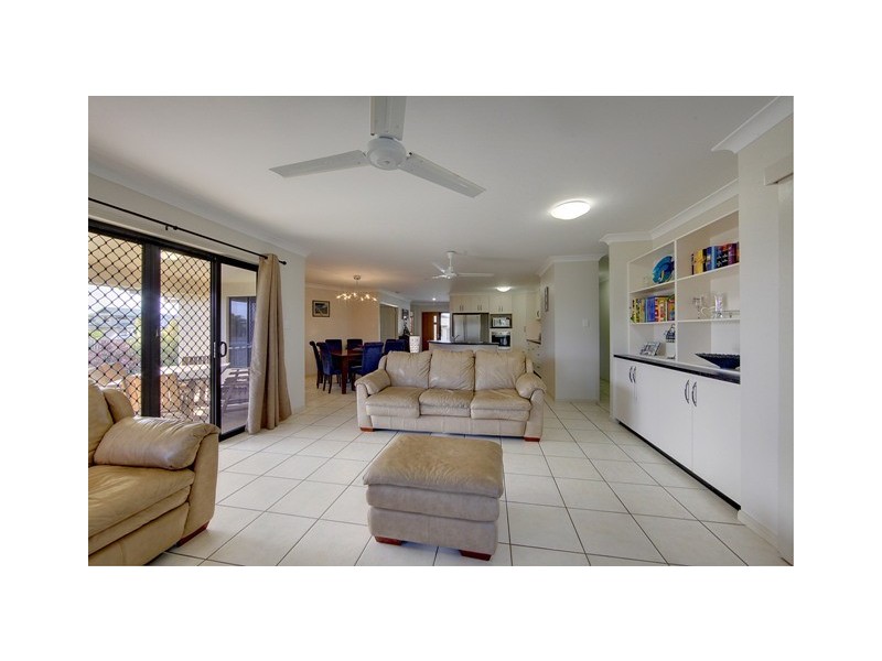 2 Sandplover Circuit, Bohle Plains QLD 4817