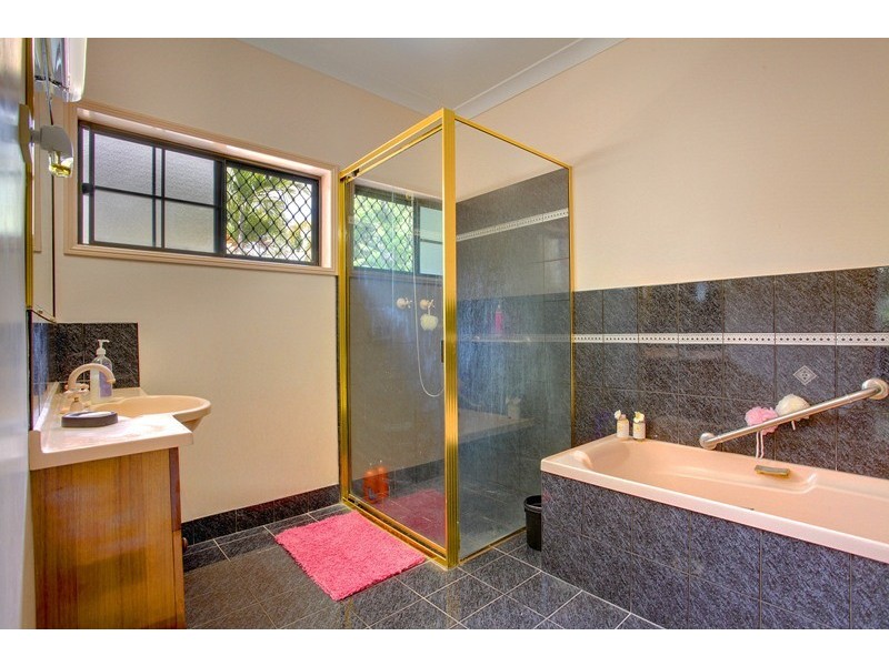 27 Saltwater Drive, Toomulla QLD 4816