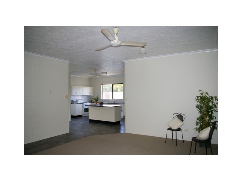 4 Amadio Court, Douglas QLD 4814