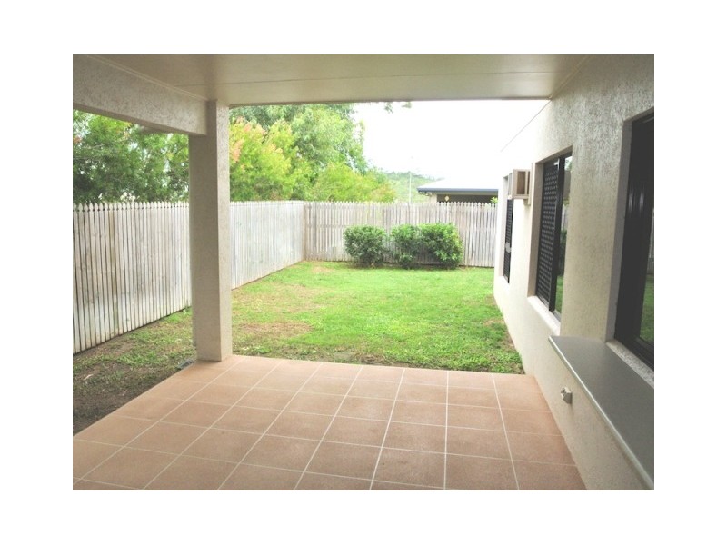 15  Eungella Court, Bushland Beach QLD 4818