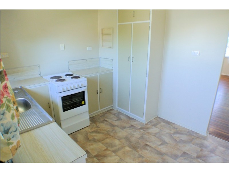 1 and 2 /46 Crocker Street, Kirwan QLD 4817