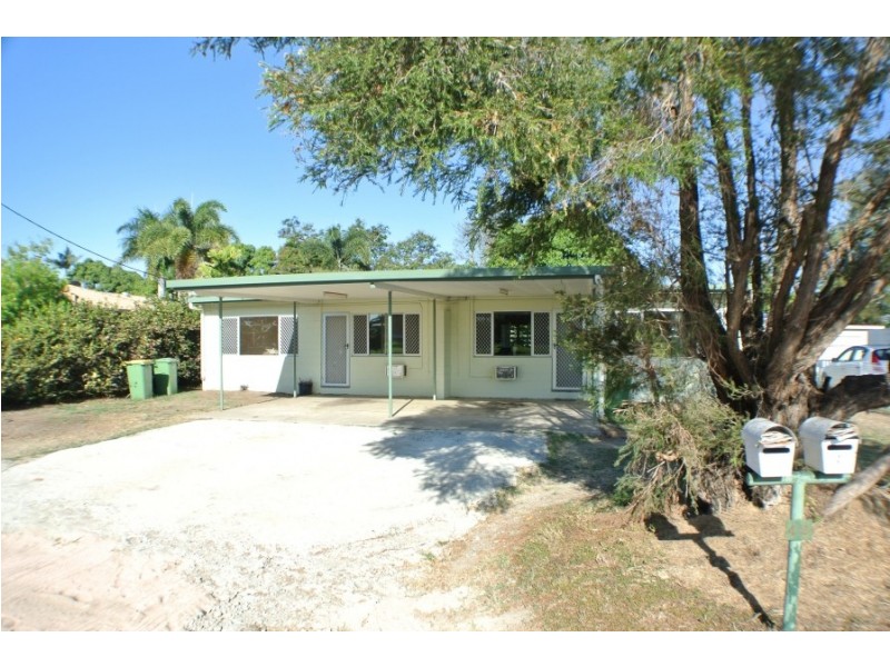 1 and 2 / 42 Cambridge Street, Gulliver QLD 4812