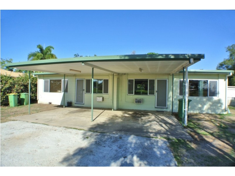 1 and 2 / 42 Cambridge Street, Gulliver QLD 4812