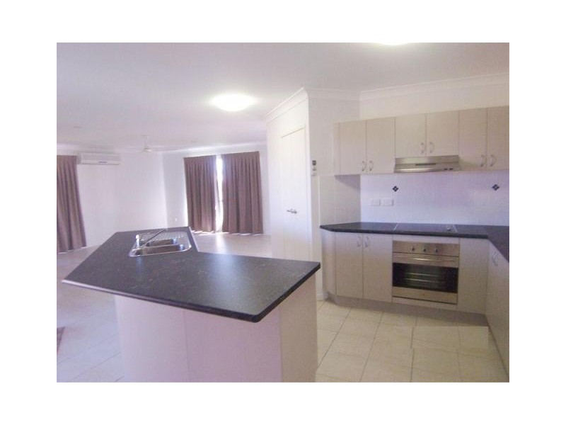 10 Armistice Street, Burdell QLD 4818