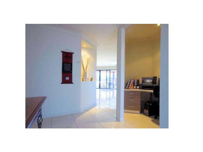 1 Dugong Court, Bushland Beach QLD 4818